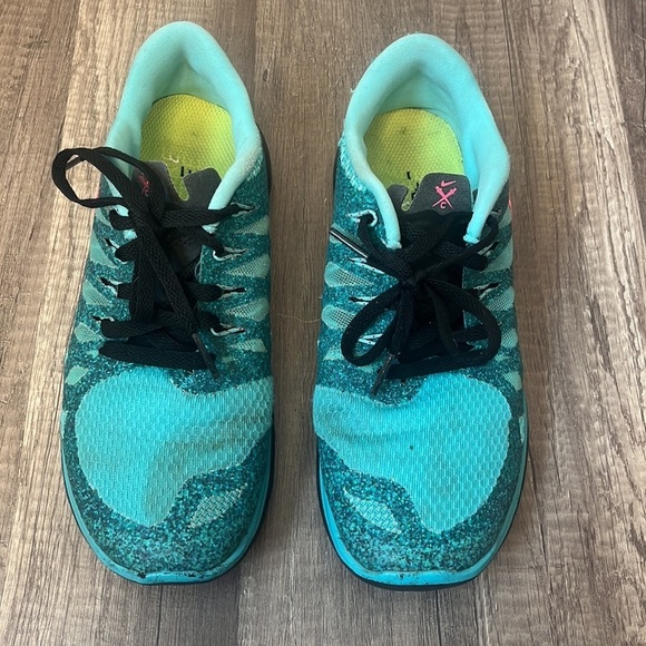 Nike Free 5.0 Running Sneaker Shoe Deep Royal Hyper Pink Size 6 - Picture 4 of 13